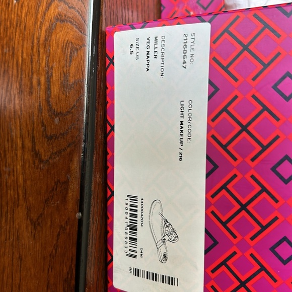 Tory Burch Miller Thong Sandal Leather Gently Worn - Picture 11 of 13